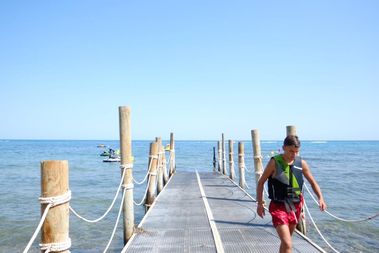 Playa Montroig Camping Resort المظهر الخارجي الصورة